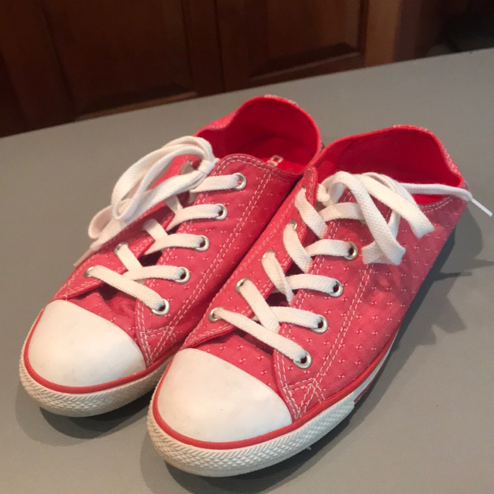 Red Converses!!